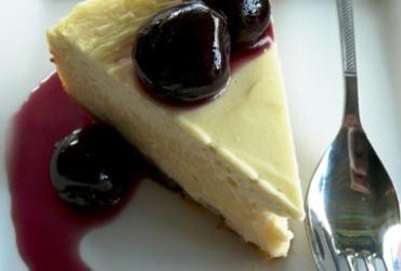 Home Fresh Organics - Cherry Yoghurt Cheesecake - AWSNEW